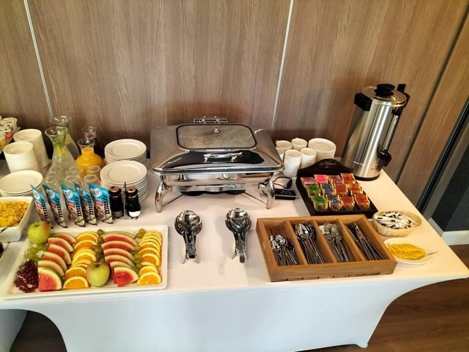 Hotel Garbow *** Centrum Konferencyjno - Bankietowe Kültér fotó